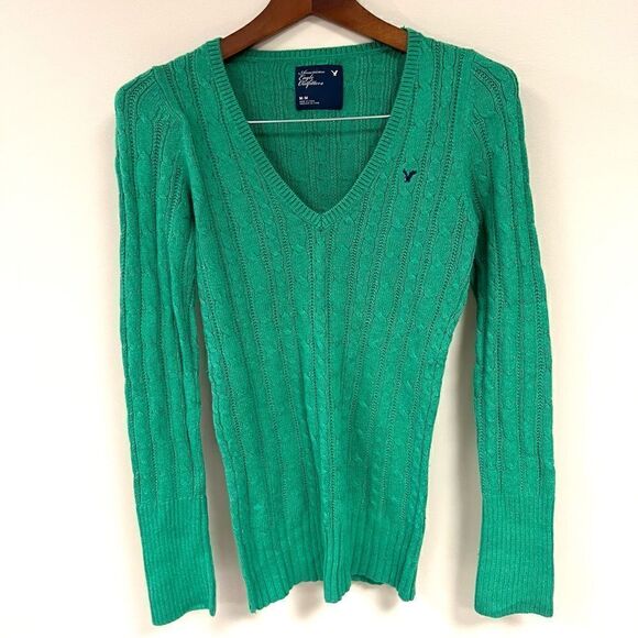American Eagle green cableknit  preppy v neck sweater M - Picture 1 of 5